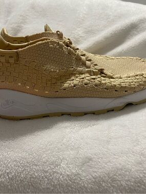 Nike Air Footscape Woven Beige Slip-On Trainer with White Swoosh